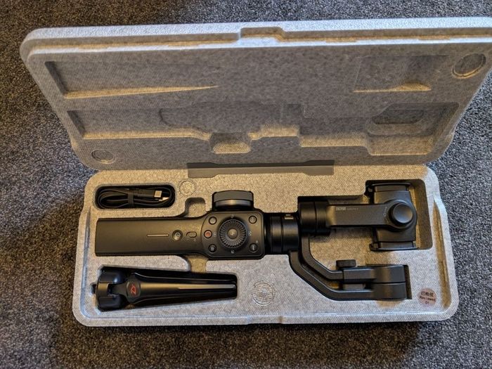 Phone Gimbal Zhiyun smooth 4