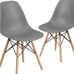Eames style dining chair