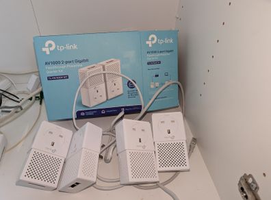 TP-Link AV1000 Expanded 4-Pack!