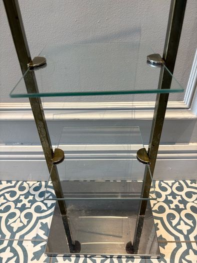 Vintage Mid-Century 4-Tier Brass & Glass Etagere Shelf Unit with Wooden Handle Accent