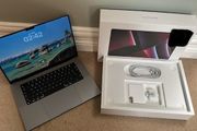 MacBook Pro M2 Pro