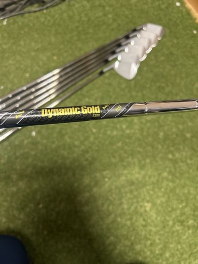Like new Mizuno Pro 243 irons