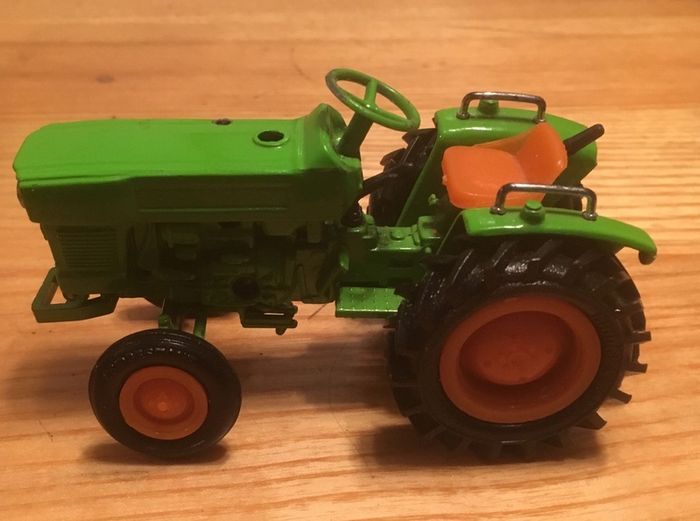 Playart 1/43 Kubota tractor