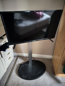 32 Inch TV