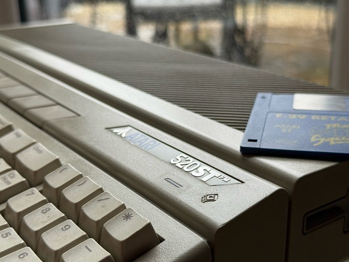 Atari 520STFM Vintage Computer Working
