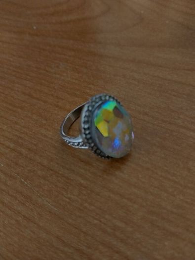 Lovely dressy ring