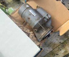 Starter motor Isuzu 2.5 digger etc. s13-282