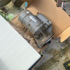 Starter motor Isuzu 2.5 digger etc. s13-282