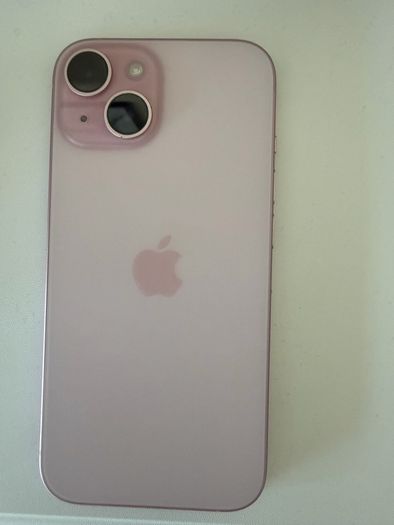 iphone 15 pink