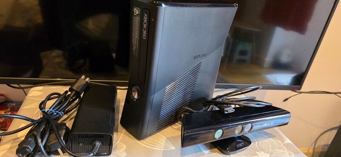 Xbox 360 S