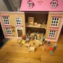 kids doll house Image 2