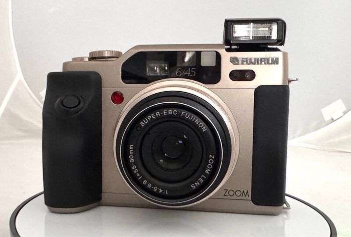 Fujifilm GA645Zi Professional Medium Format Camera