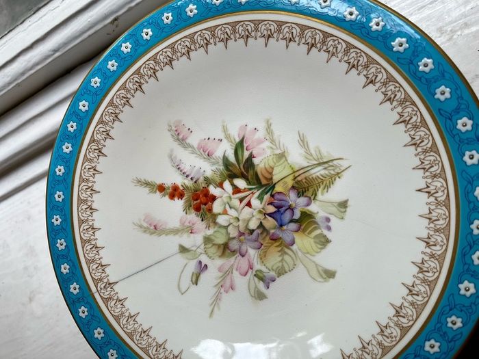Worcester Cake set