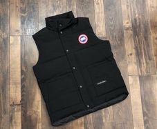 canada goose gilet SIZE S