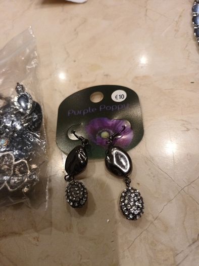 Selection  Of Earrings   - Different Styles & Colours - Costume -  Jewellery