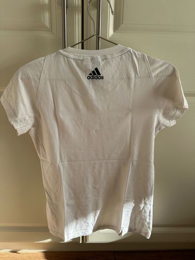 Adidas ladies women t-shirt, mint condition
