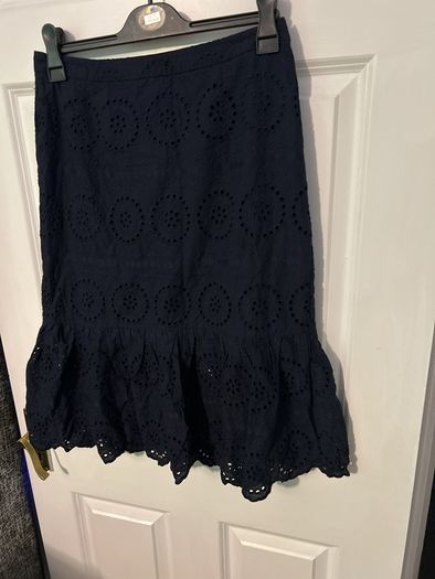 navy skirt