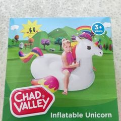 Gigantic Inflatable Unicorn 3+