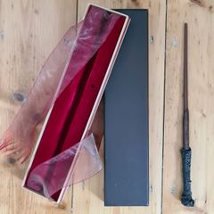 Harry Potter Official Wand Replica Warner Bros 2014 Boxed Collectible