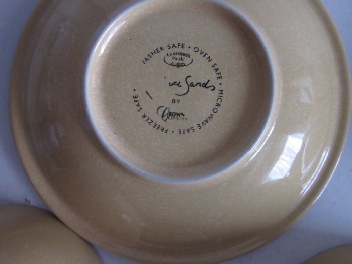 Four Kalahari Sands Cup/Saucers