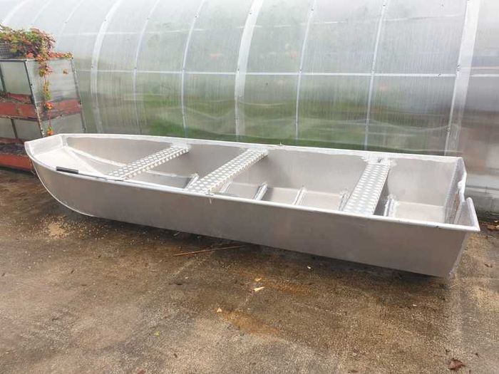 Aluminum 13ft fishing boat