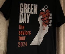 Green Day Saviors Tour T-shirt