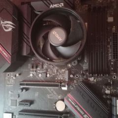 Asus Rog Strix B550 Wifi Gaming + AMD Ryzen 5