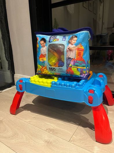 MEGA Bloks Building Blocks Build 'N Learn Table Blue and Red