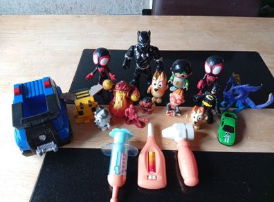 Mixture of toys