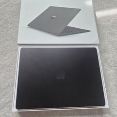 Microsoft Surface Laptop 2 i7 / 8GB / 256GB Black Win11