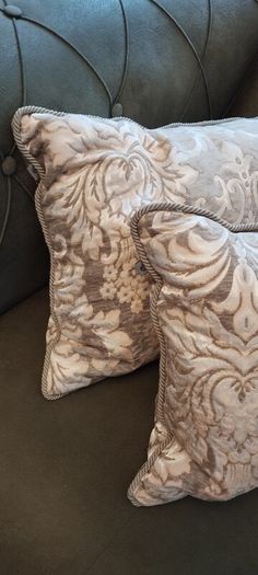 Paul Costelloe cushions 40x60cm brand new