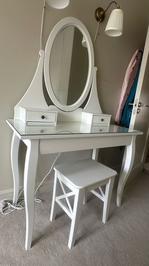 Elegant White Dressing Table with Oval Mirror & Stool