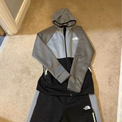 north face tracksuit