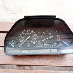 E34 540 instrument cluster