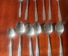 Vintage Cambridge "Sasha Sand" Stainless Cutlery Spares. 4 euro EACH