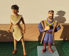 Disney  Figures 15 e for both
