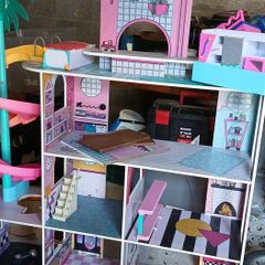 L.O.L. Surprise! Fashion House