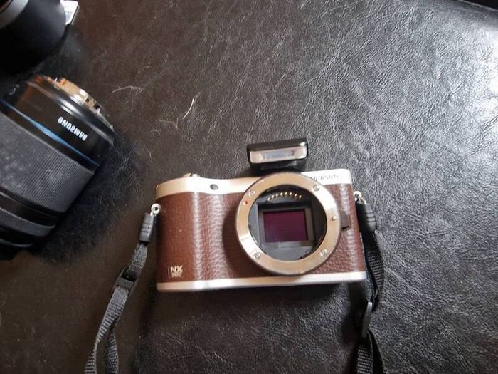 Samsung NX300