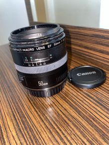 Canon EF 50 f2.5 Compact Macro
