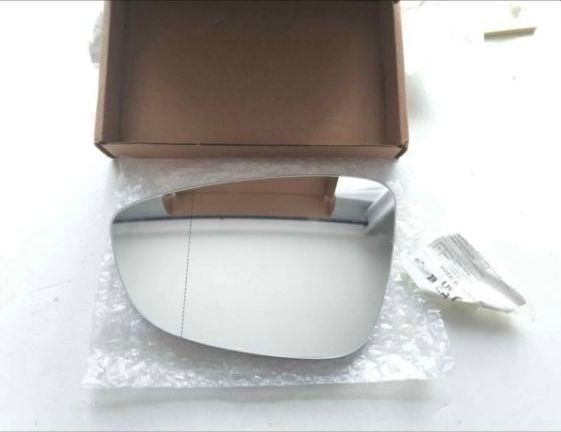 Left Passenger Side Heated Mirror Glass  VW Jetta / Passat / CC / Scirocco / EOS / Beetle