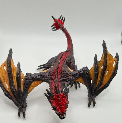 Schleich Eldrador Dragon Fighter Mythical Creature Figure