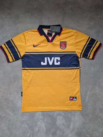 Retro Nike Arsenal Jersey
