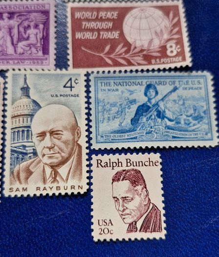 USA Lot of 11 Mint unhinged  stamps