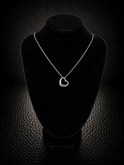 Vintage 925 Sterling Silver Dainty Heart Necklace