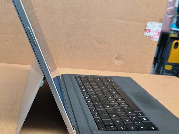 Microsoft Surface Pro 3 12inch i5-4300U 8GB RAM 256GB SSD Windows 11 Pro Touch