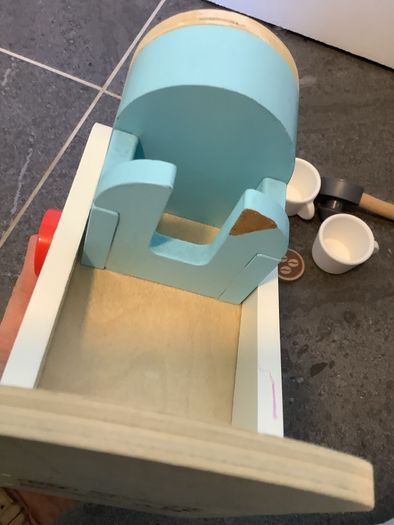 Wooden play coffee machine (Lidl)