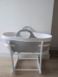 Moba Moses Basket with Stand