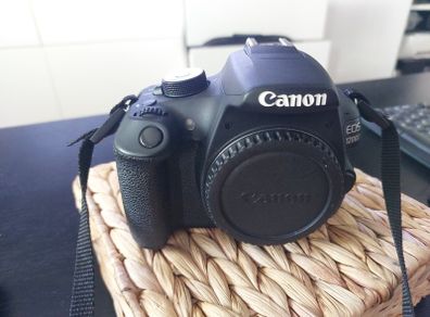 Canon 1200D DSLR Camera Mint