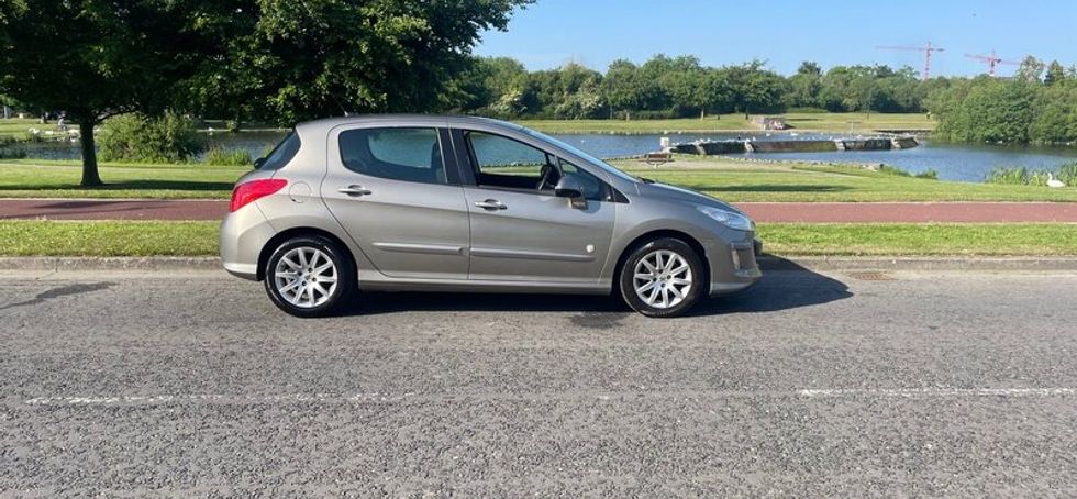 Peugeot 308 1.6 Hdi Nct 7/26 Low Mileage