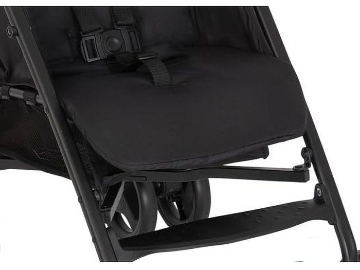 ultimate easy-to-use lightweight stroller at only 6.6kg for on-the-go families. Suitable from birth to approx. 3 years (15kg), Midnight fashion, Black